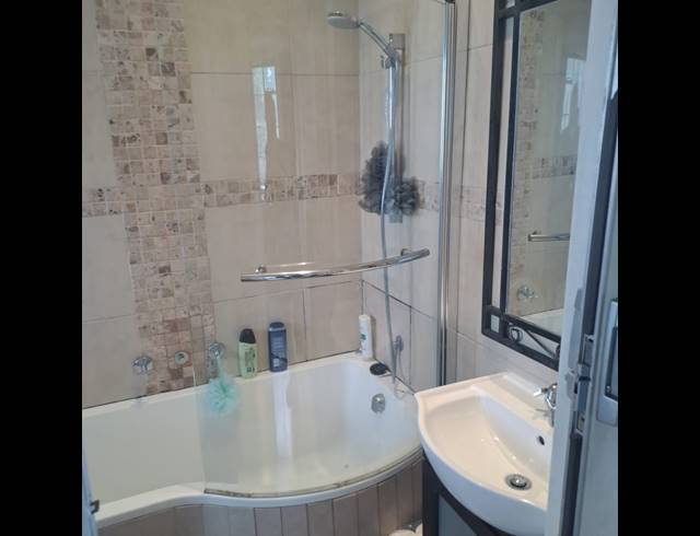 1 BEDROOM APARTMENT TO LET IN GREEN POINT